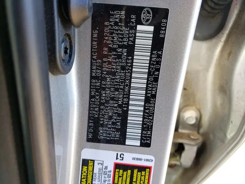 2019 TOYOTA CAMRY LE  