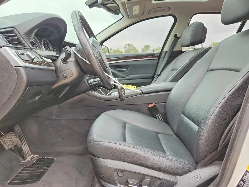 2012 BMW 528 XI  