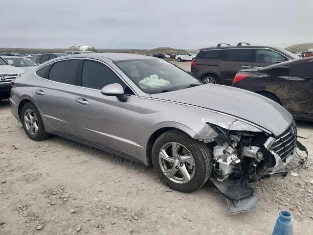 2021 HYUNDAI SONATA SE  