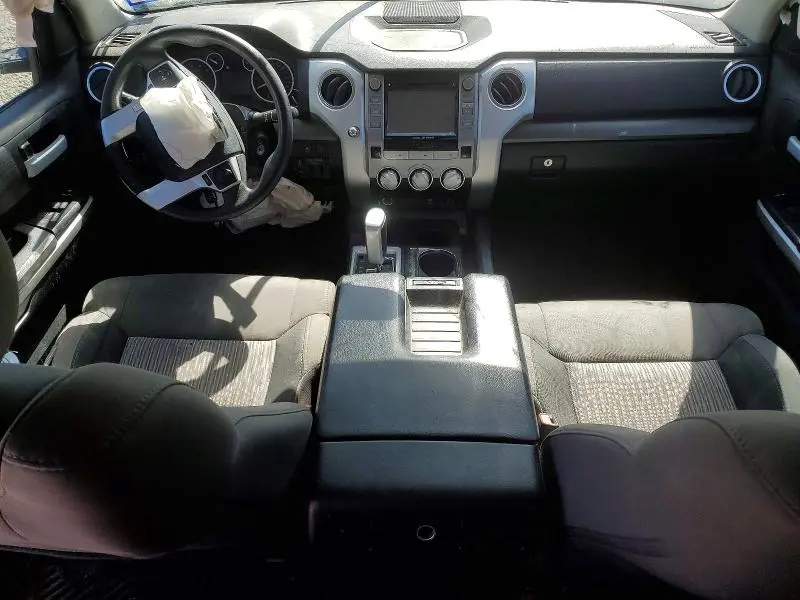 2017 TOYOTA TUNDRA SR5  