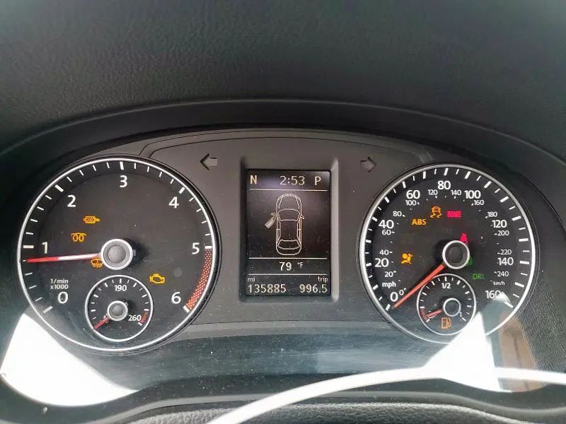 2014 VOLKSWAGEN PASSAT SE  