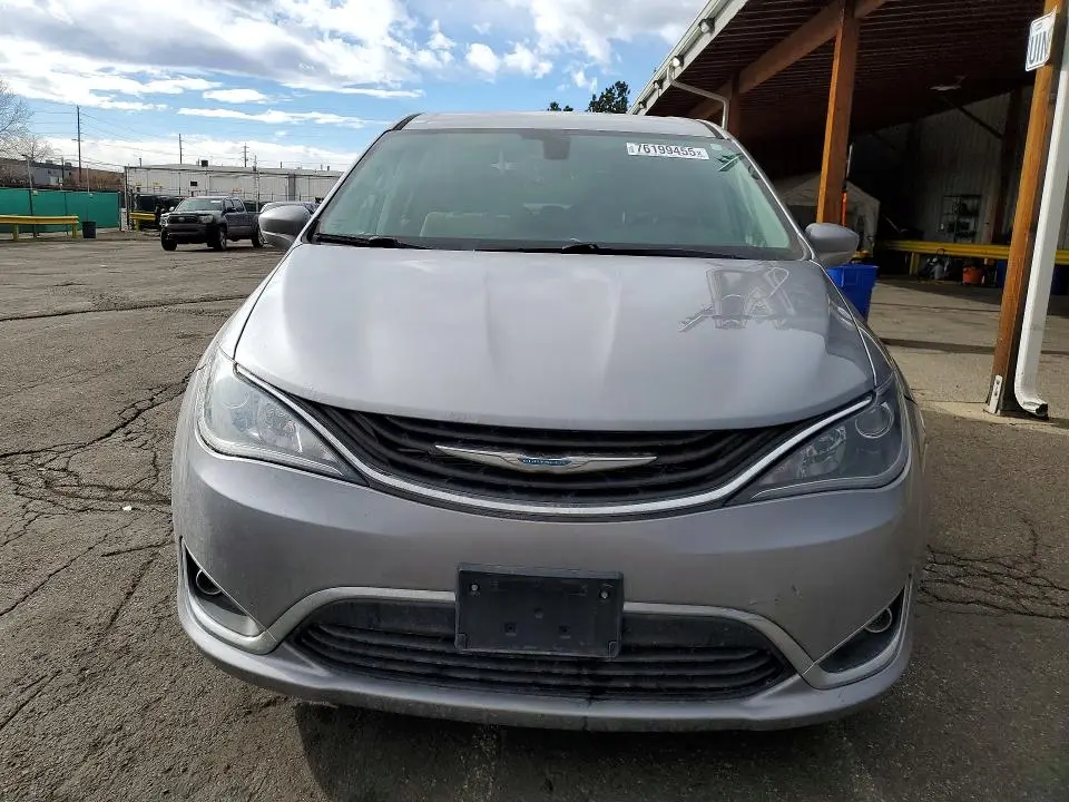 2019 CHRYSLER PACIFICA HYBRID TOURING PLUS  
