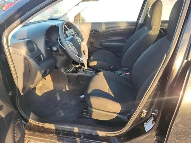 2015 NISSAN VERSA S  