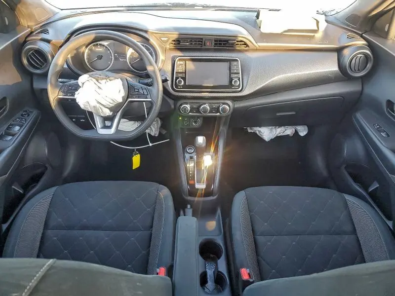 2020 NISSAN KICKS S  