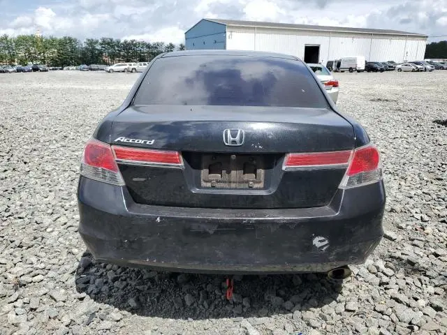 2011 HONDA ACCORD LX  