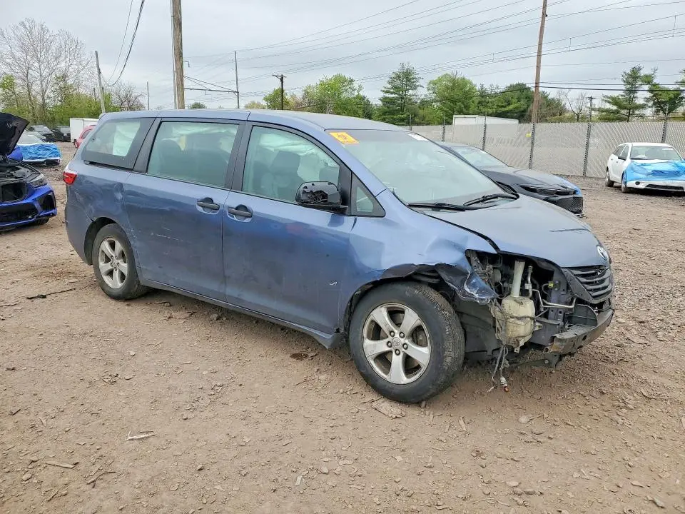 2015 TOYOTA SIENNA L 7-PASSENGER  