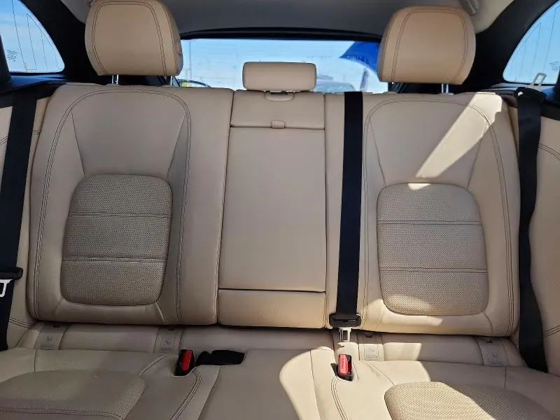 2018 JAGUAR F-PACE PRESTIGE  