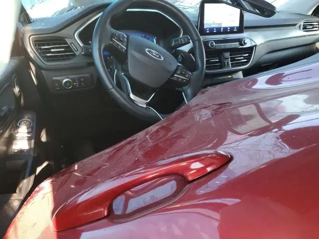 2021 FORD ESCAPE TITANIUM  