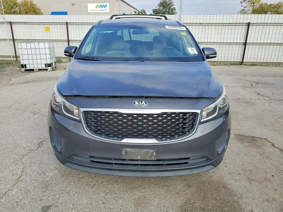 2016 KIA SEDONA LX  