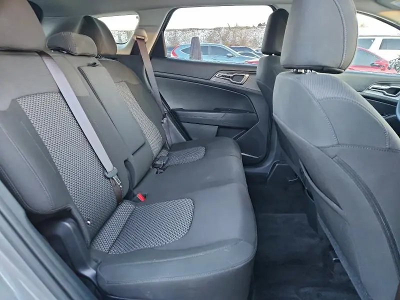 2025 KIA SPORTAGE LX  