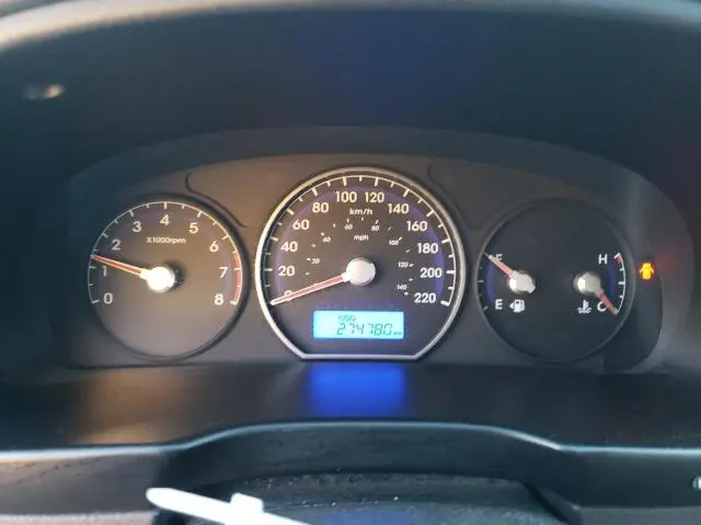 2012 HYUNDAI SANTA FE GLS  