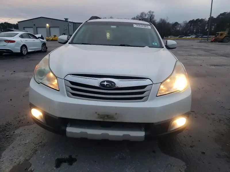 2010 SUBARU OUTBACK 2.5I LIMITED  