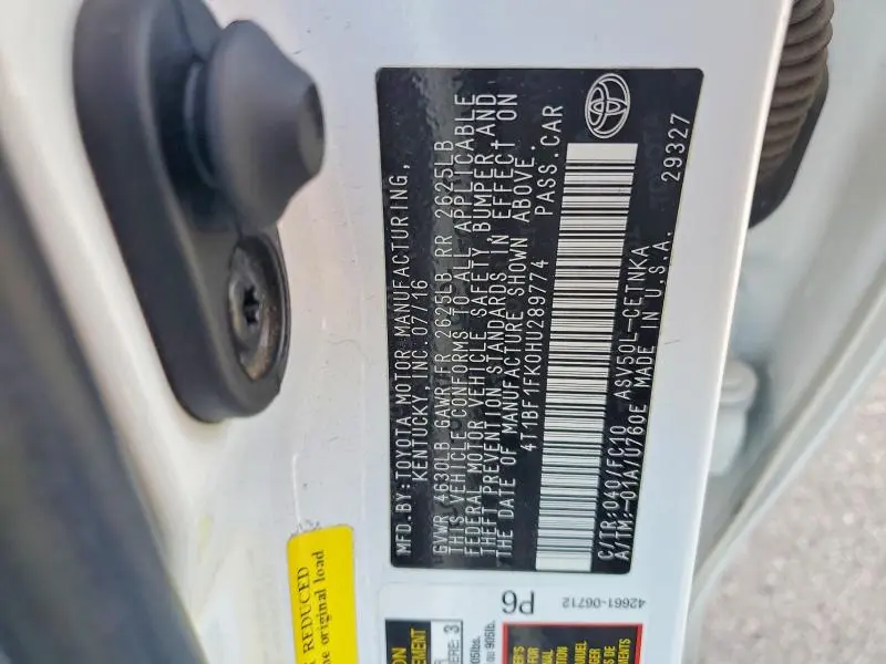 2017 TOYOTA CAMRY LE  