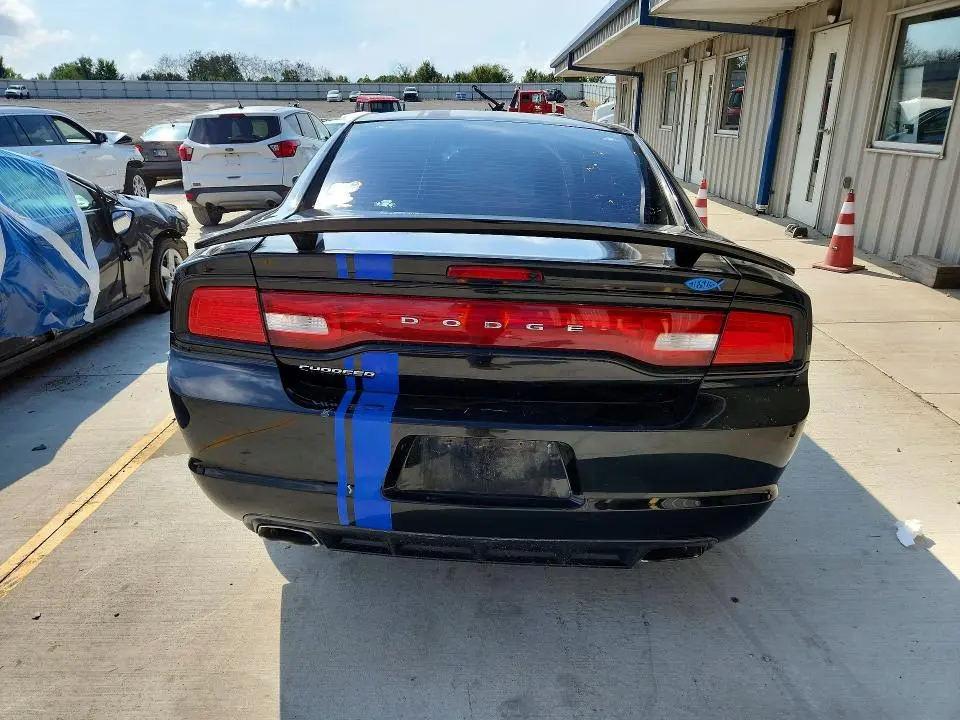 2014 DODGE CHARGER SE  
