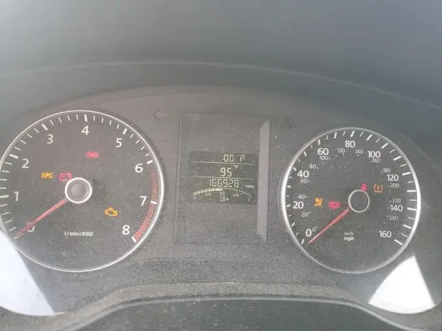 2012 VOLKSWAGEN JETTA SE  