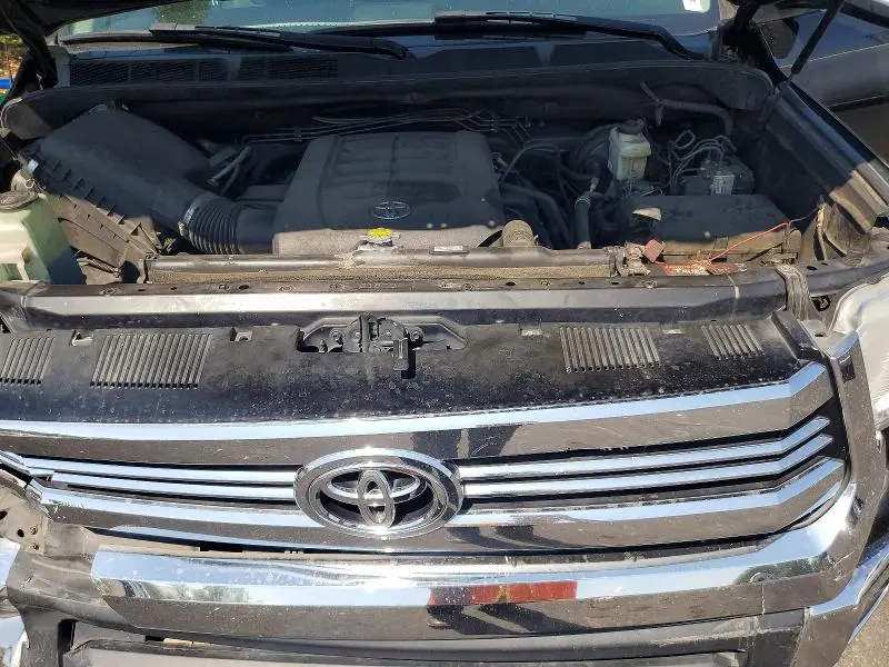 2017 TOYOTA TUNDRA SR5  
