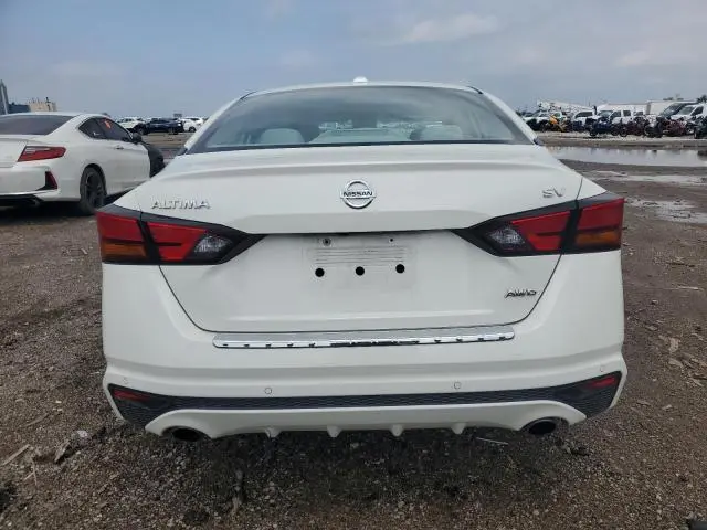 2022 NISSAN ALTIMA SV
