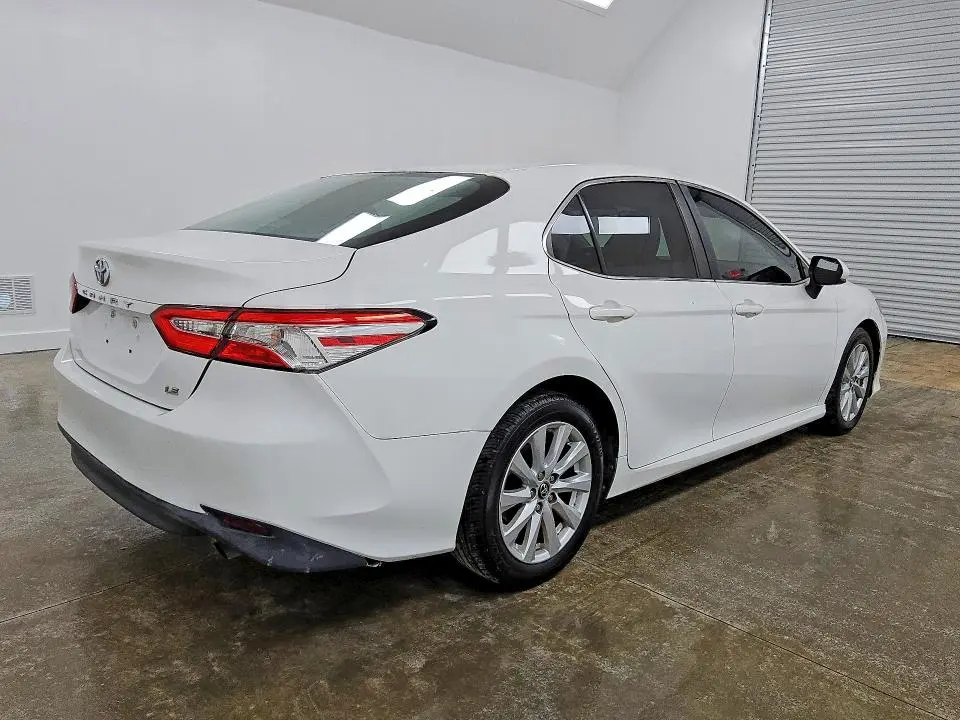 2018 TOYOTA CAMRY LE  