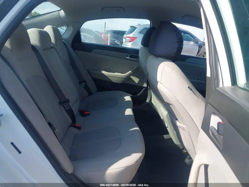 2019 HYUNDAI SONATA SE