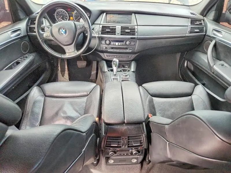 2013 BMW X6 M  