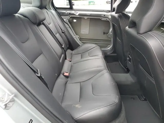 2018 VOLVO S60 DYNAMIC  