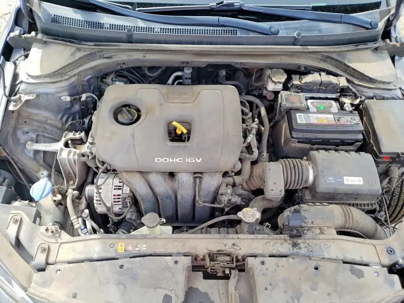 2018 HYUNDAI ELANTRA SE  