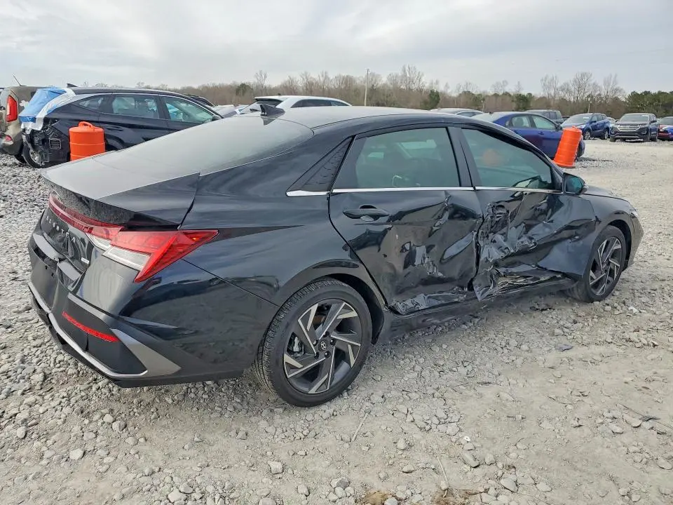 2025 HYUNDAI ELANTRA LIMITED  