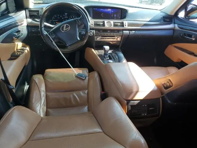 2016 LEXUS LS 460  