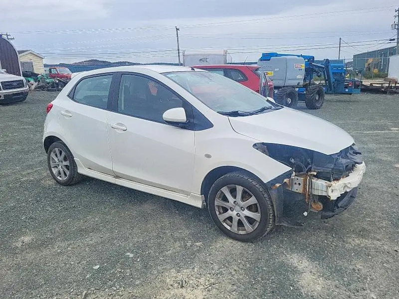 2011 MAZDA MAZDA2   