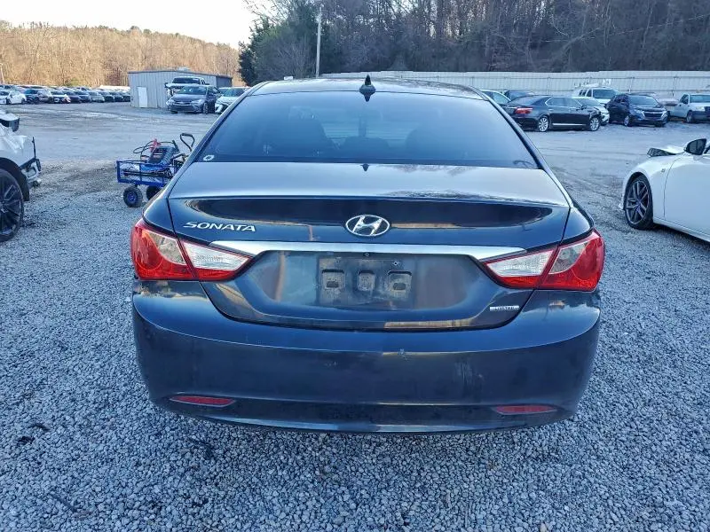 2011 HYUNDAI SONATA SE  