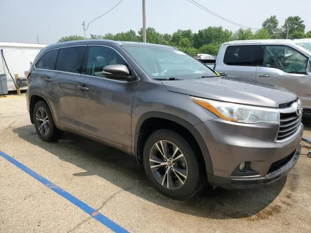 2016 TOYOTA HIGHLANDER XLE  
