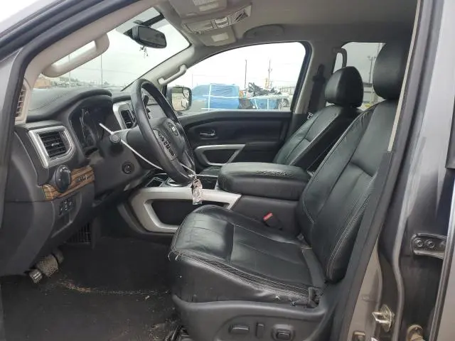 2017 NISSAN TITAN SV  