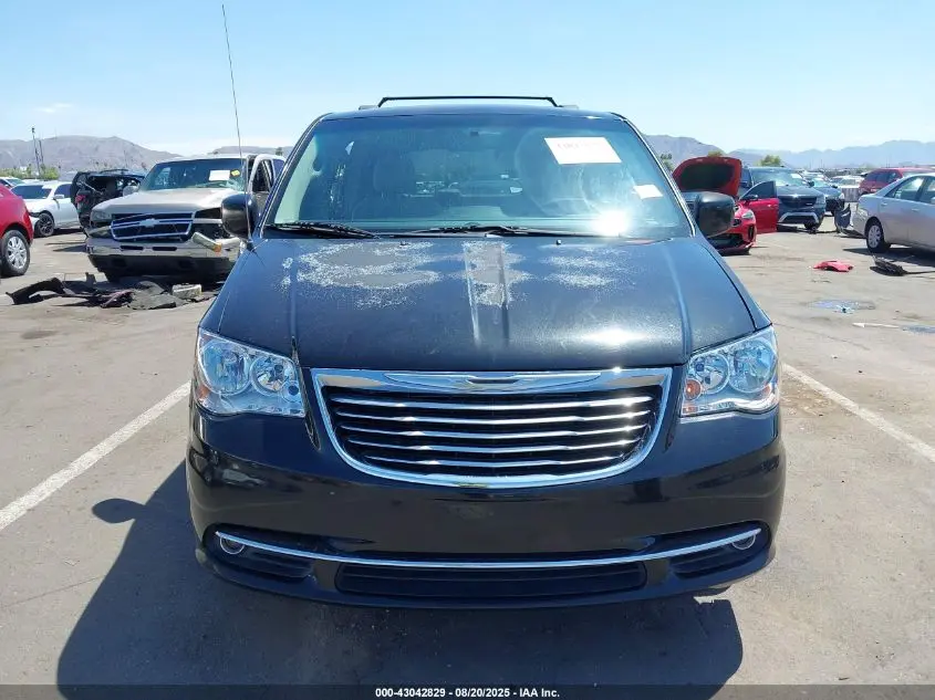 2013 CHRYSLER TOWN & COUNTRY TOURING