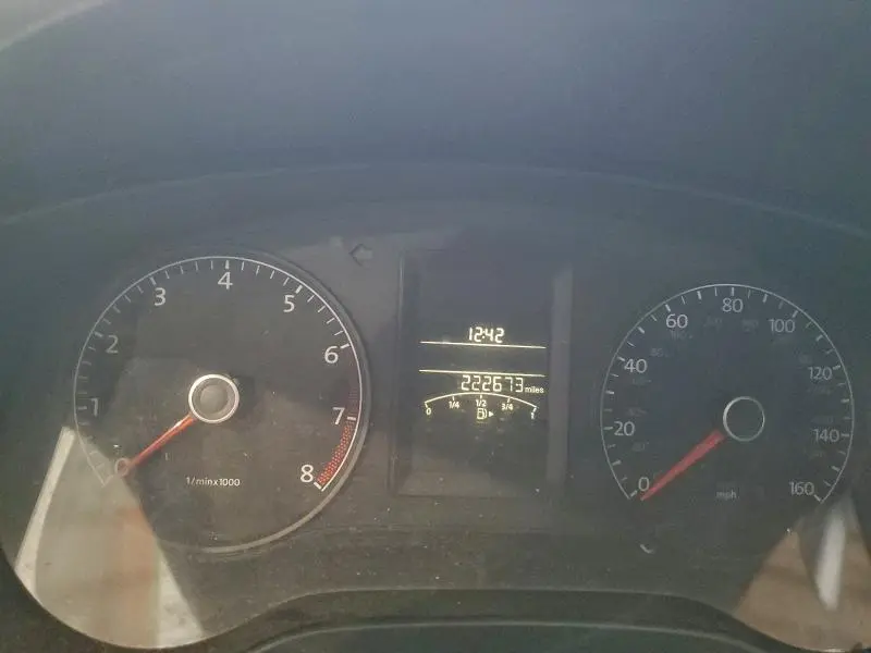 2011 VOLKSWAGEN JETTA SEL  