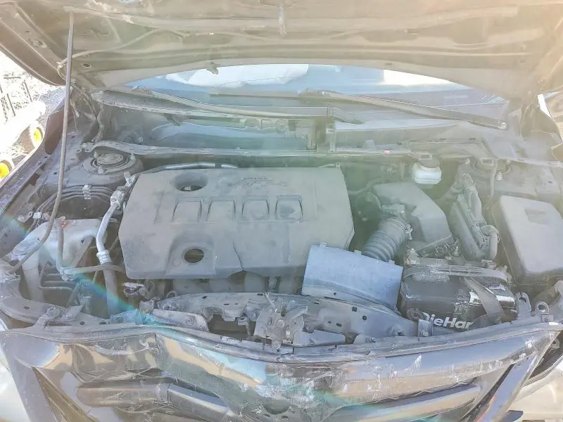 2011 TOYOTA COROLLA LE  