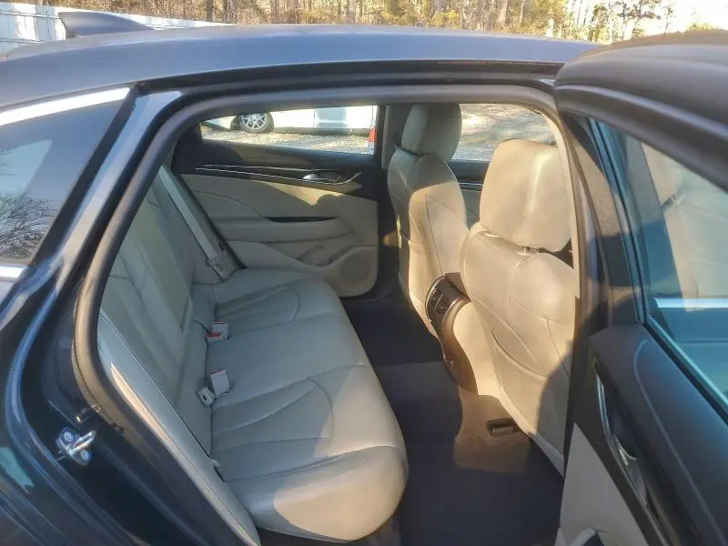 2017 BUICK LACROSSE ESSENCE  