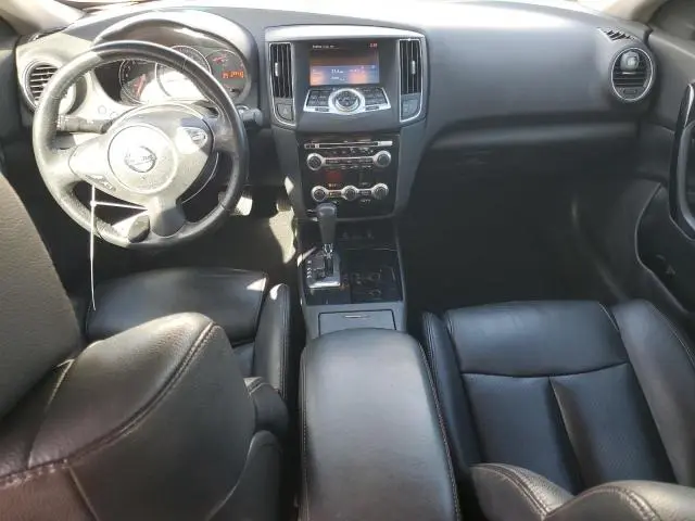 2011 NISSAN MAXIMA S  