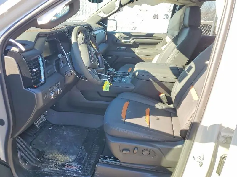 2026 GMC SIERRA K1500 AT4  