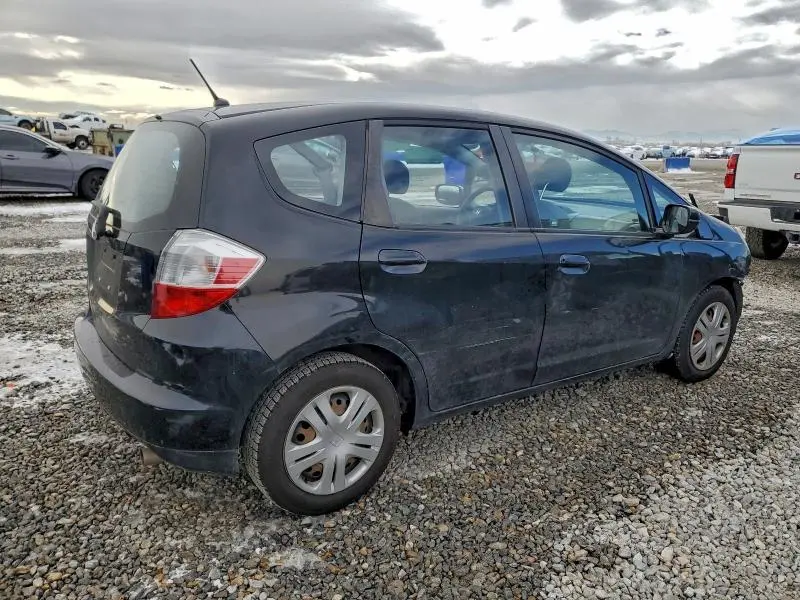 2010 HONDA FIT   