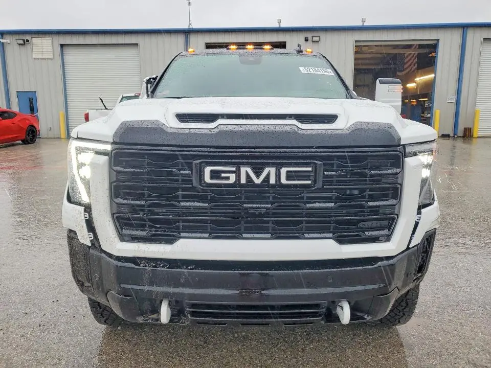 2025 GMC SIERRA K2500 AT4X  