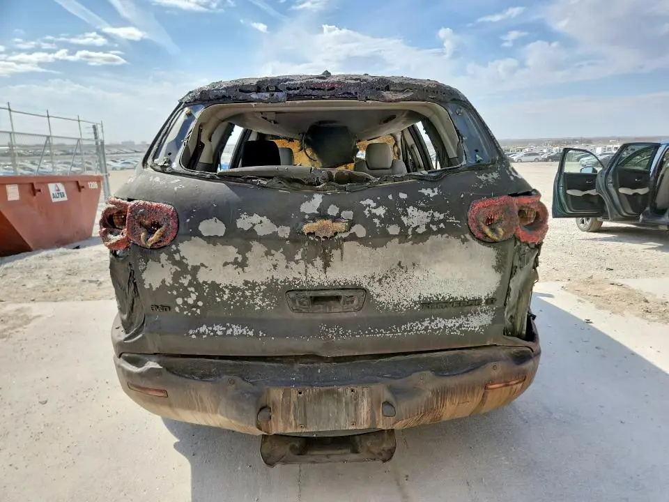 2012 CHEVROLET TRAVERSE LT  