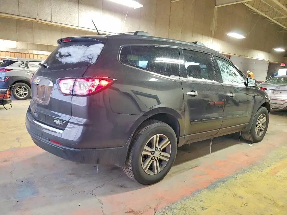 2017 CHEVROLET TRAVERSE LT  