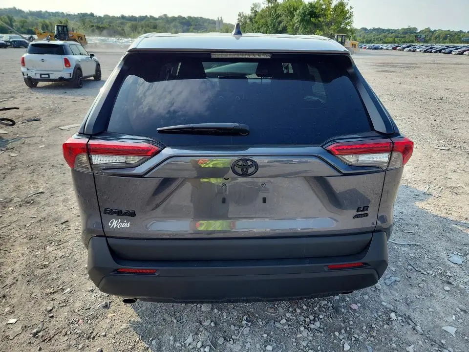 2024 TOYOTA RAV4 LE  