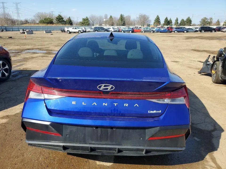 2024 HYUNDAI ELANTRA LIMITED  