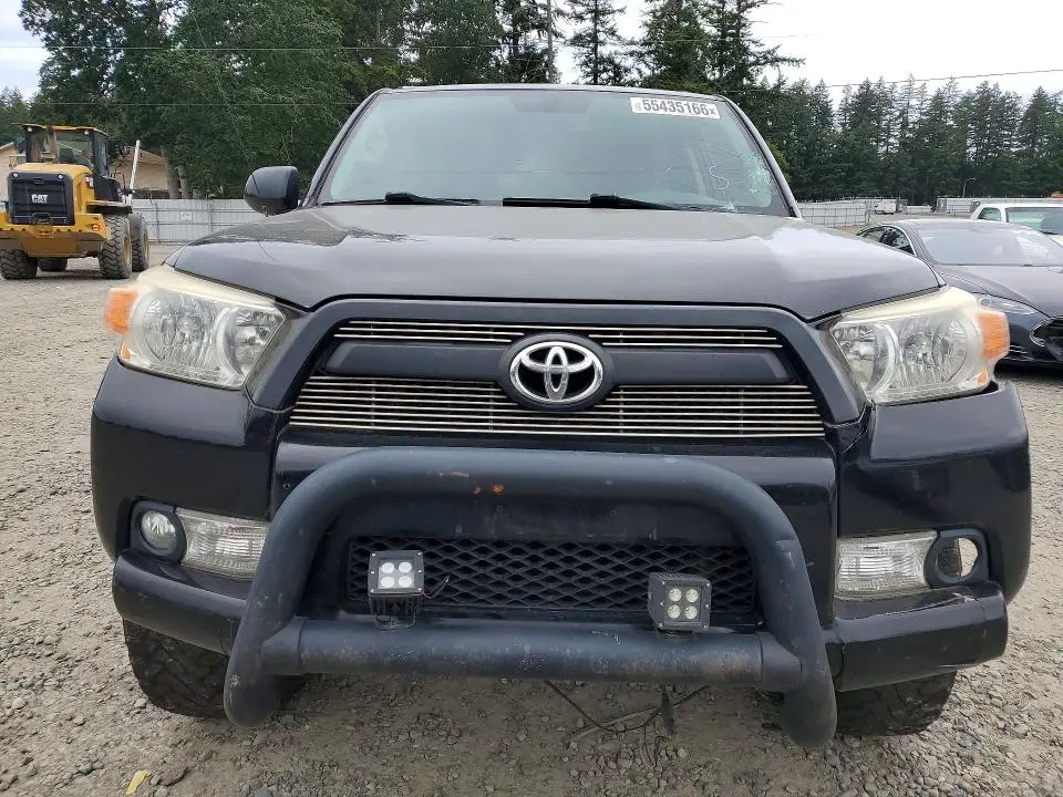 2013 TOYOTA 4RUNNER SR5  