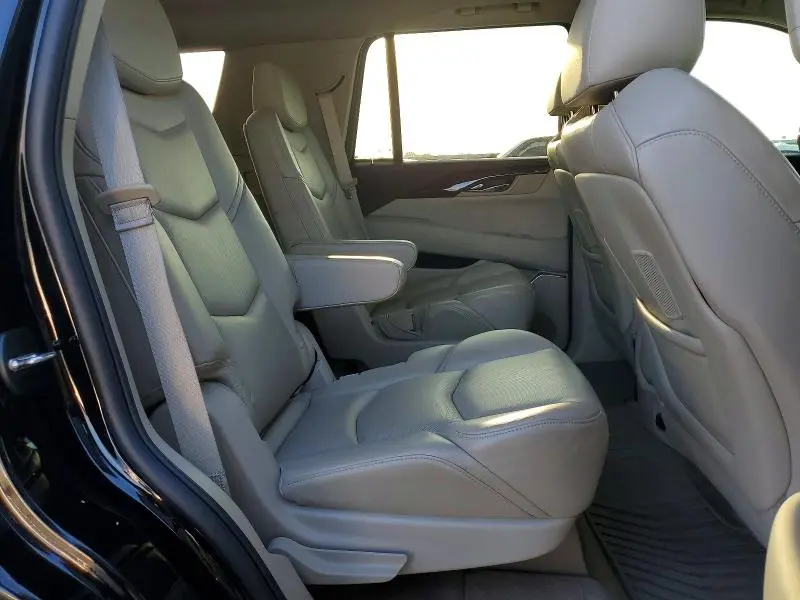 2015 CADILLAC ESCALADE PREMIUM  