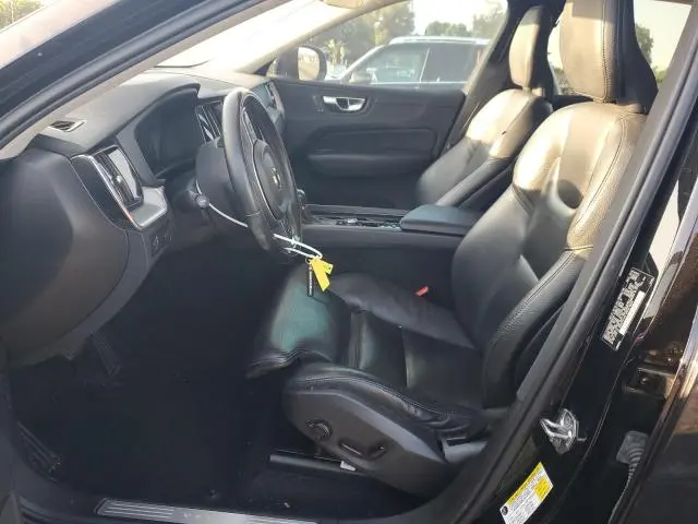 2019 VOLVO XC60 T5 MOMENTUM  