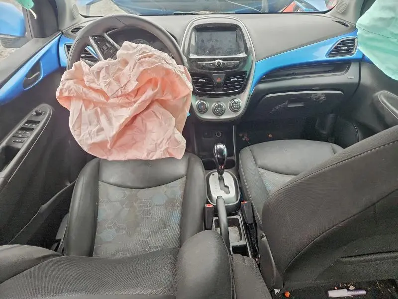 2016 CHEVROLET SPARK 1LT  