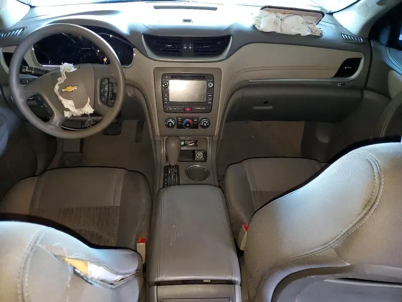 2014 CHEVROLET TRAVERSE LS  