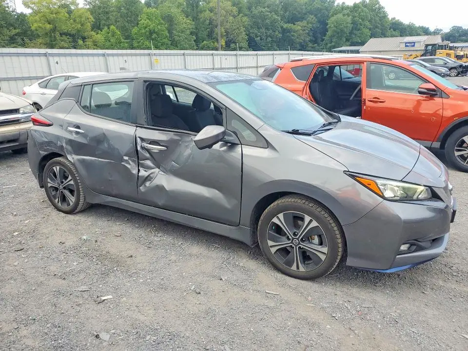 2022 NISSAN LEAF SV PLUS  